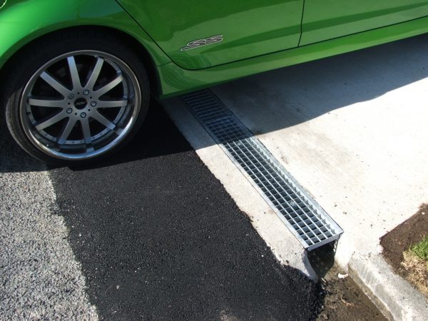 Kerb crossing Foxton Beach